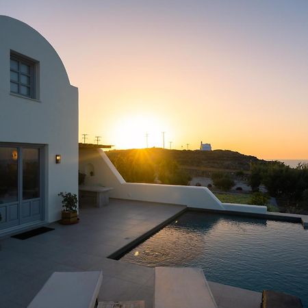 Saint John Oia-Exclusive Private Heated Pool Villas Exterior foto