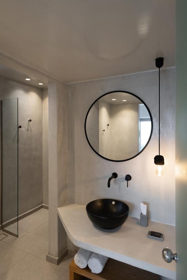 Saint John Oia-Exclusive Private Heated Pool Villas Exterior foto