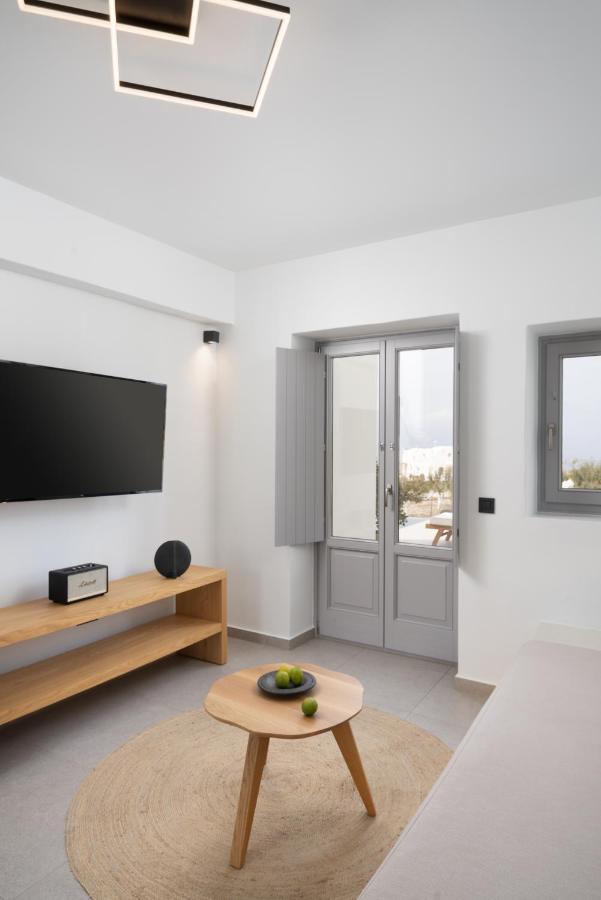 Saint John Oia-Exclusive Private Heated Pool Villas Exterior foto